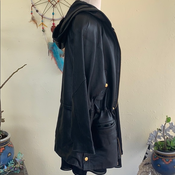 Hooded Leather Jacket 🧥 - Picture 8 of 10